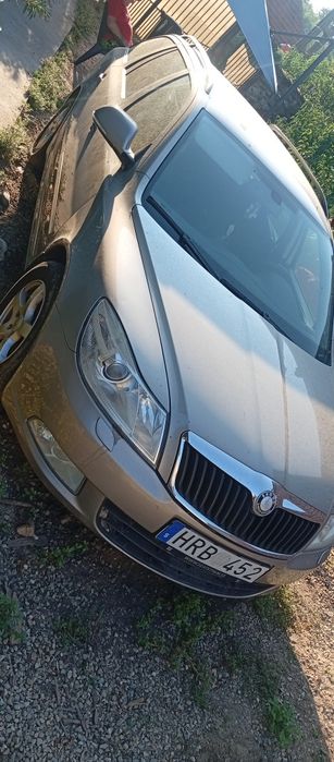Vând Skoda Octavia