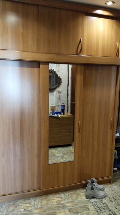 Продам шкаф купе