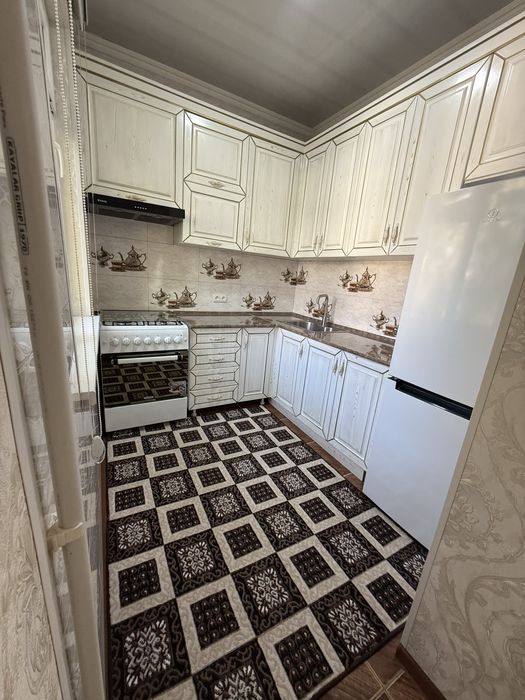 Chilonzor 7 kv 3 xonalu uy arenda evro remont