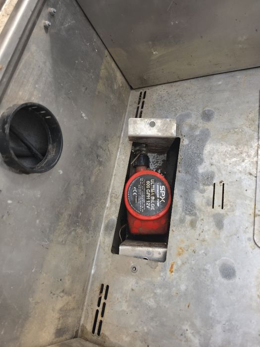 Лодка Linder Sportsman 400, двигател Yamaha 20