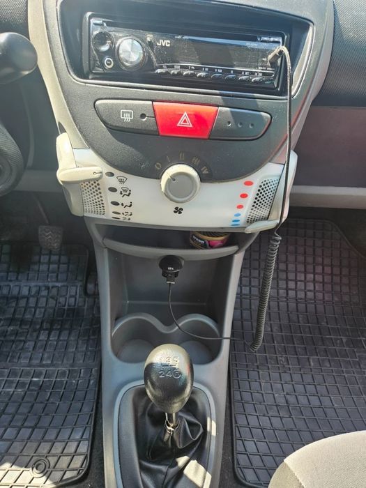 Citroen C1  1.0 68к.с