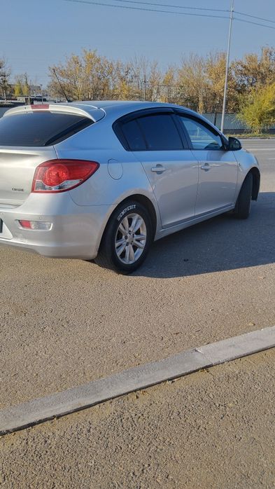 Продам Шевроле Круз