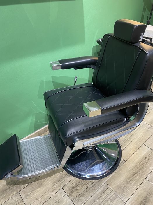 Scaun frizer profesional- stare foarte buna