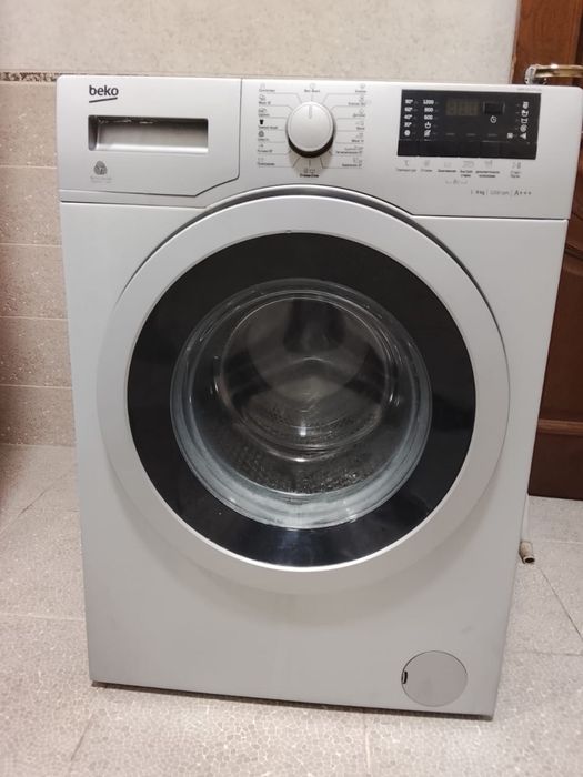 Продам стиральную машину BEKO