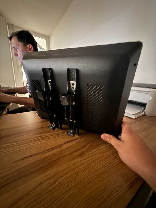 La Riba POS monitori – savdo va xizmat ko‘rsatishda ishonchli hamroh!