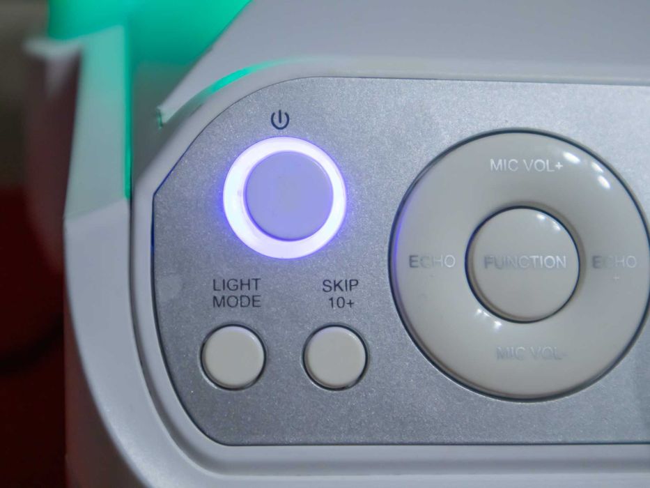 Singing Machine Groove караоке система Bluetooth LED светлини RCA