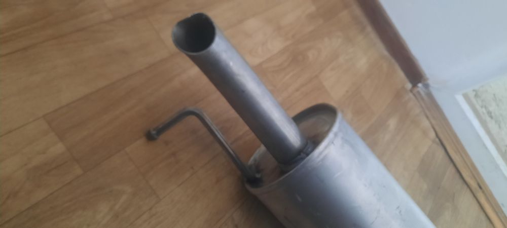 Продам глушитель шкода рапид в оригинале