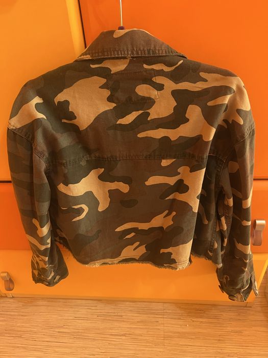 Куртка джинсовая