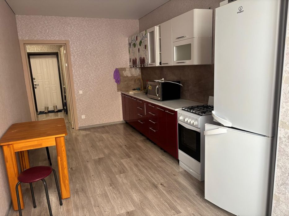 Сдается 1я квартира, мкр 10