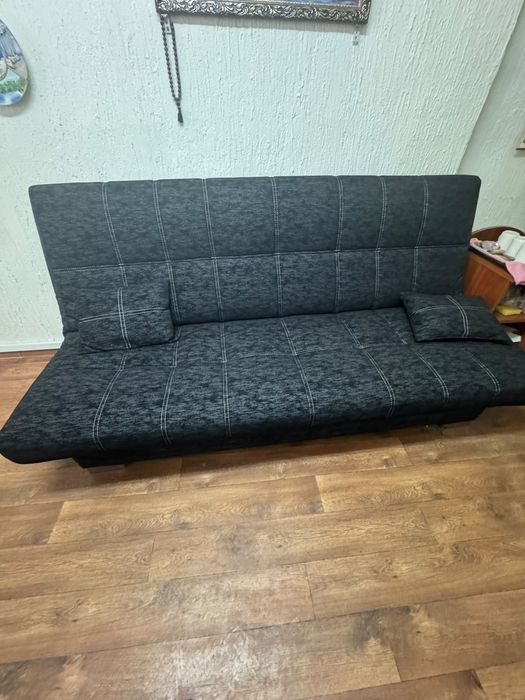 Продам диван в отличном состоянии