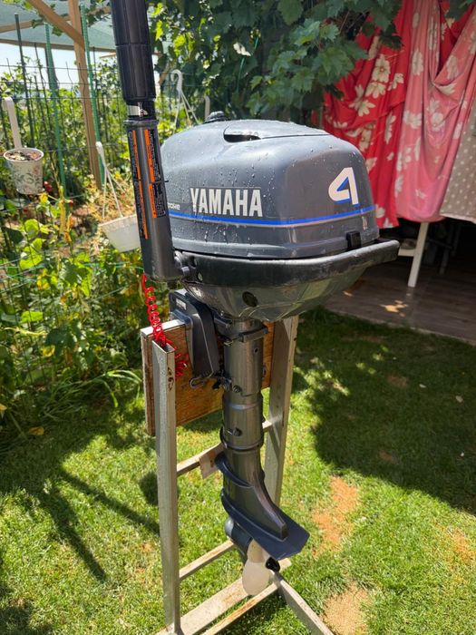 Motor Yamaha 4 cai