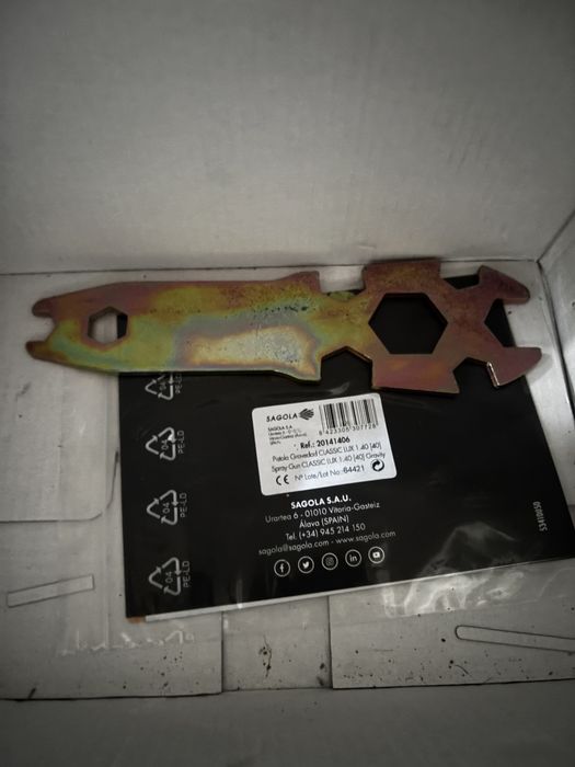 Pistol de vopsit Sagola