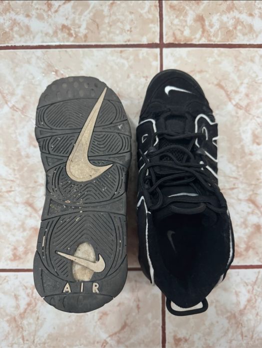 Adifasi Nike uptempo black