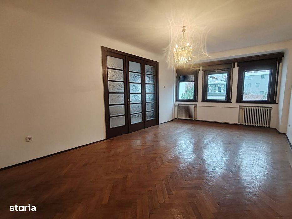 Apartament 4 camere situat la 2 min de Parcul Kiseleff
