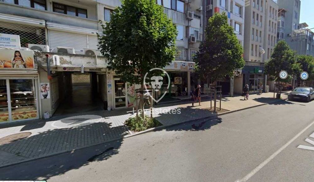 Продава се Магазин в Бургас, Център - 14 кв.м за 601 €/кв.м - Снимка #4