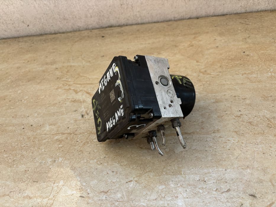 Pompa ABS Renault megane 3 cod  476601563R - 476605296 R