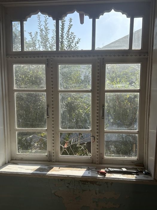 Eshik va deraza sotiladi