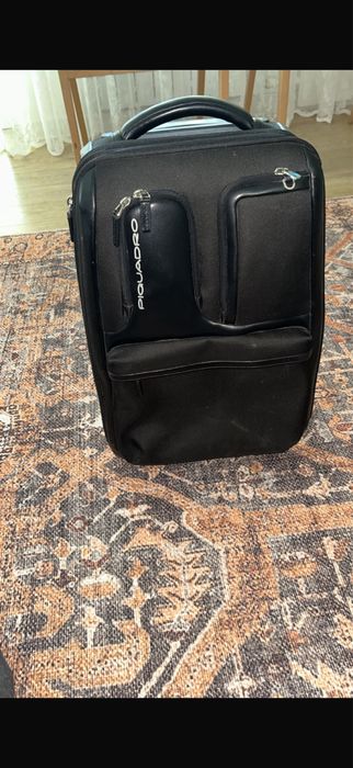 Продам Чемодан Piquadro