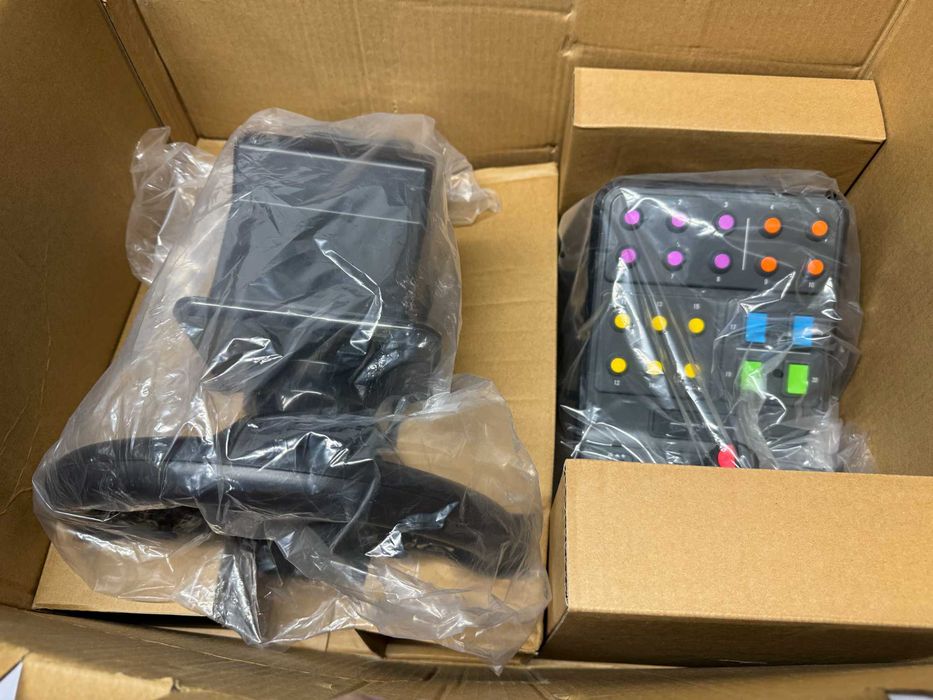 Гейминг комплектът Logitech G Heavy Equipment Bundle