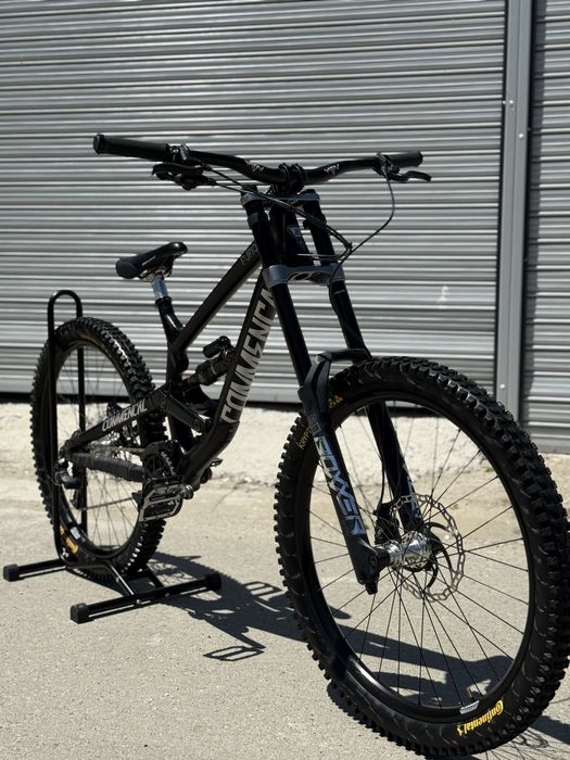 Велосипед за спускане Commencal Furious 27.5 M | БЕЗ БАРТЕРИ !