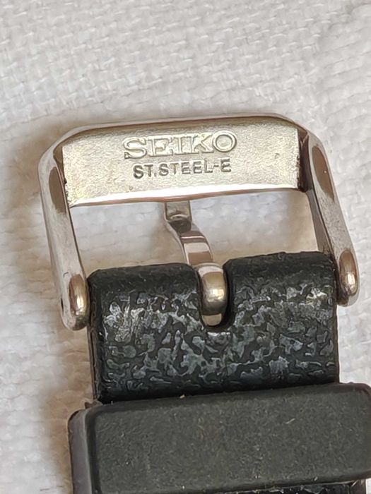 Супер Рядък Модел на SEIKO SOLAR DIVER'S V158 OAEO Оранжев Циферблат