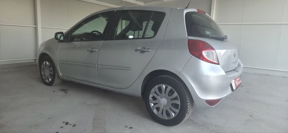 BGN Renault Clio  1.2 100 кс., Хечбек, 2100€, нов внос, Добрич