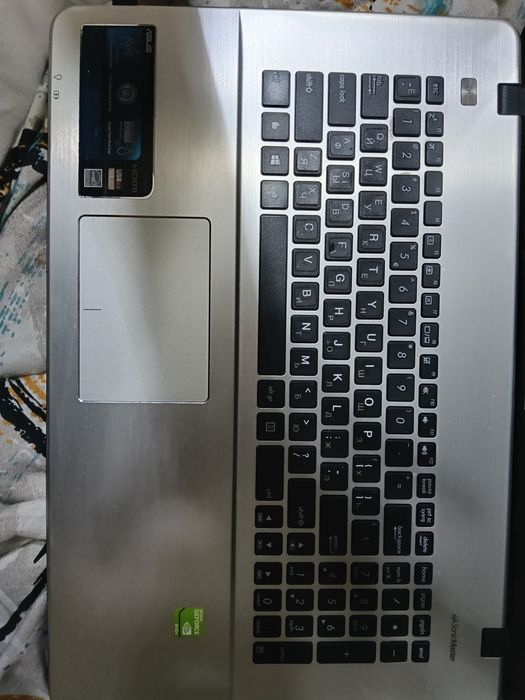 Ноутбук Asus