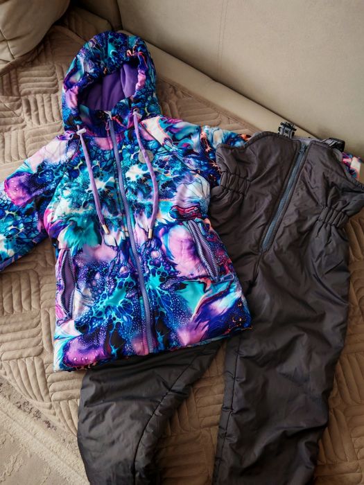 Продам куртку и балоневые штаны