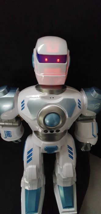 Robot MARE, jucarie, 35cm, interactiv, telecomanda, com IR,  danseaza