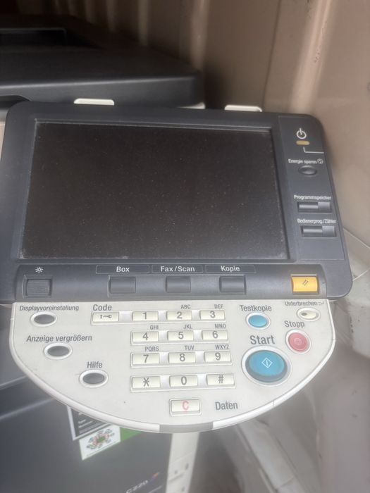 Konica minolta bizhub c220