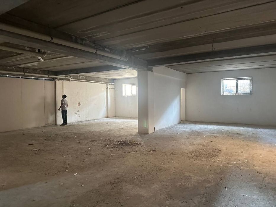 Продаётся или Сдаётся  Генерала Петрова Коммерческое помещение 500кв