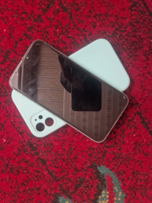 iphone 11 128 g 78% ёмкост