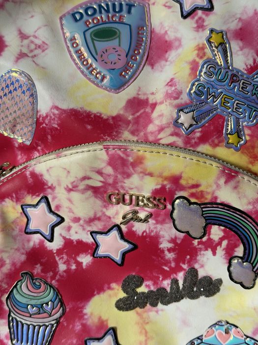 Продам оригинальный рюкзак GUESS