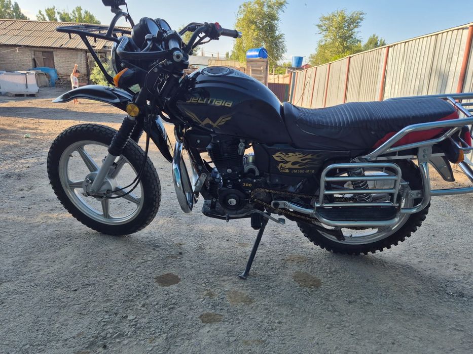 Мотоцикл Желмайа м18 300куб
