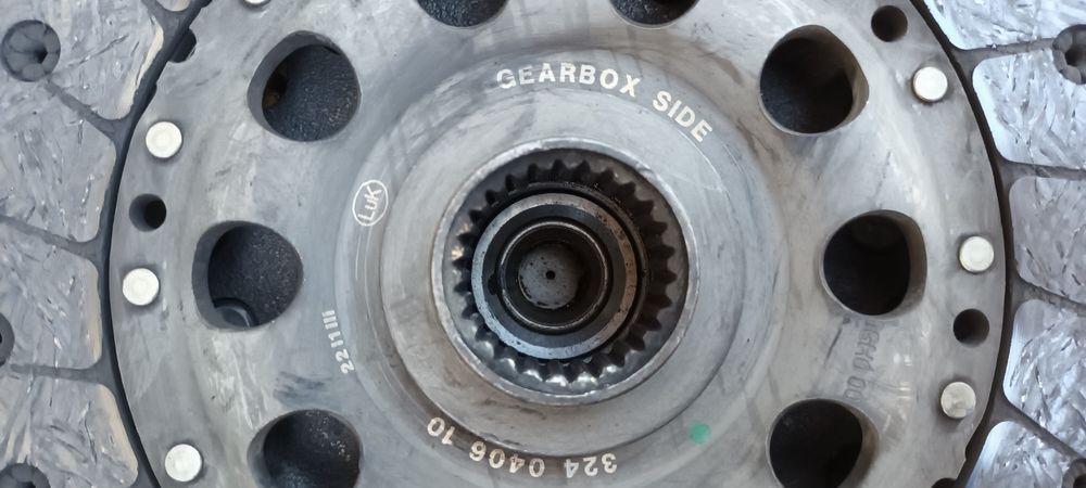 Демферен маховик Luk за Bmw 520 D F10 F11 N47