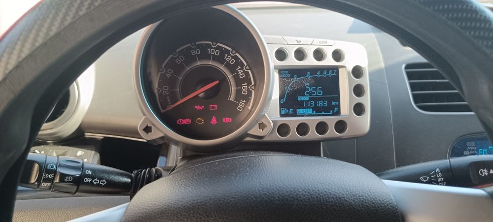 Продам Chevrolet Spark 2013год