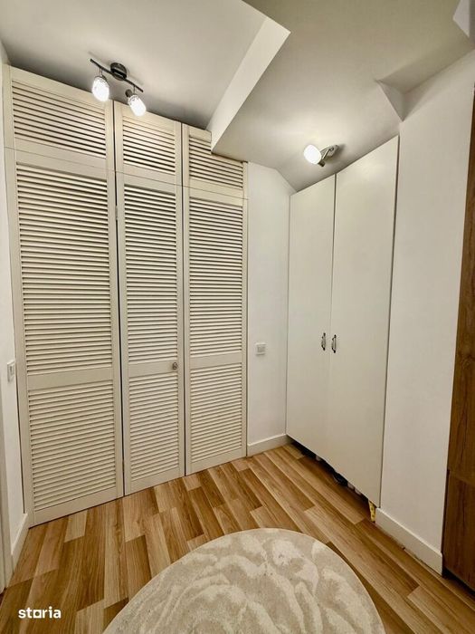 2 Camere 136 mp Mobilat Utilat Curte Loc Parcare