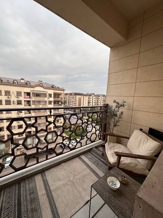 Жк Сагбон Баурум Новостройка7/7/8 Евро ремонт 245 кв