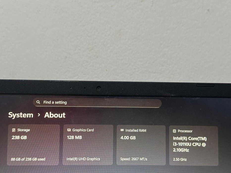 Laptop ASUS VivoBook X545FA i3 10th 4GB RAM + TASTATURA CADOU