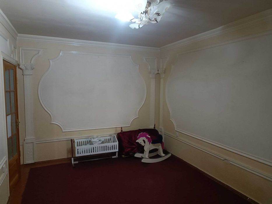 Продаётся 2 ком квартира ТТЗ 1 на против базара