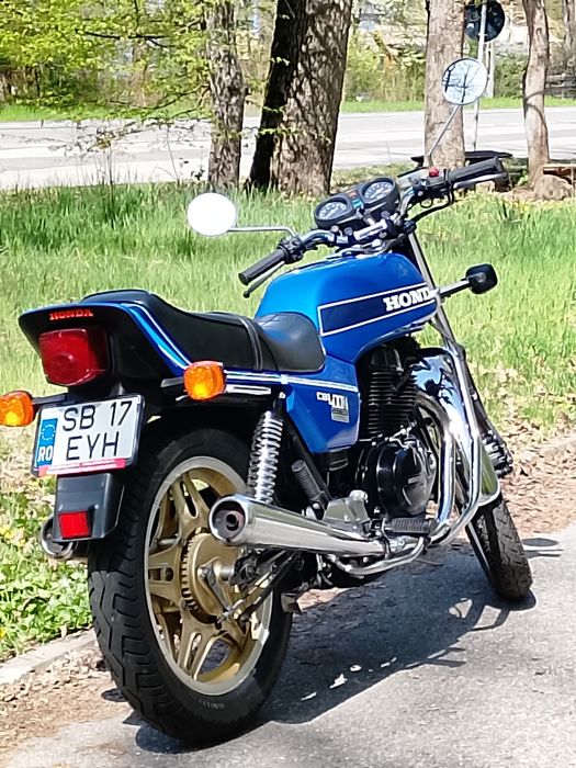 Honda CB 400 N , 44CP . IMPECABIL !