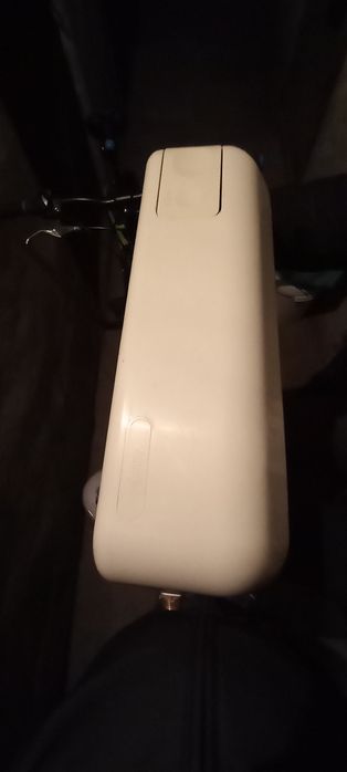 Bazin wc folosit Laguna