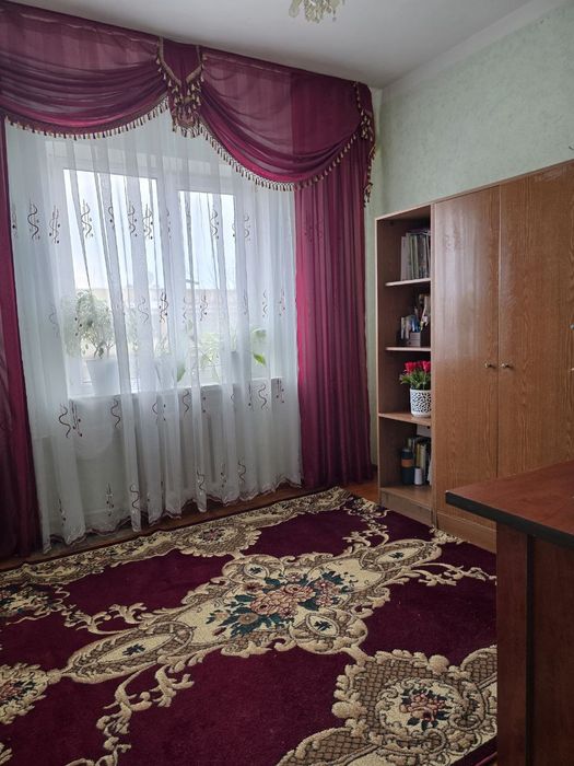 Uy sotiladi srochniy