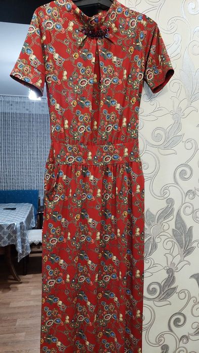 Одежды разгрузка гардероба