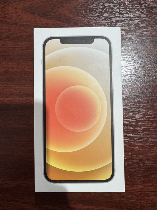iPhone 12 отличное состояник