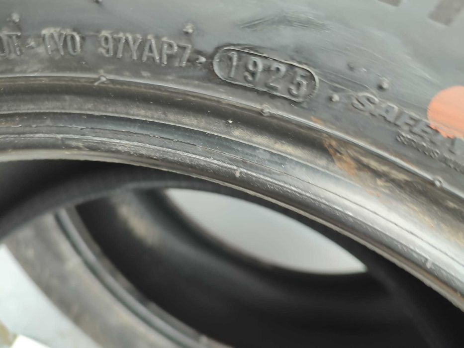 Anvelope vara 215/55 R18