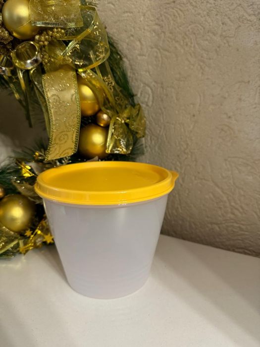 Чаши от Tupperware