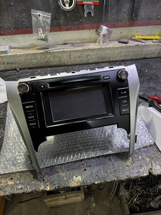 Продам магнитолу камри 50 европеец