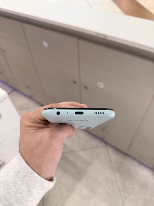 Samsung Galaxy M13 64GB 4GB RAM NOU Garantie !