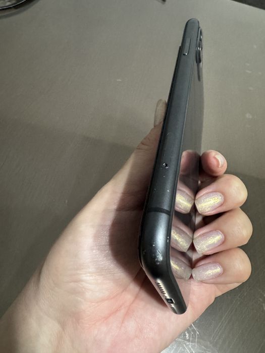 Айфон 11 128гб в отличном состоянии